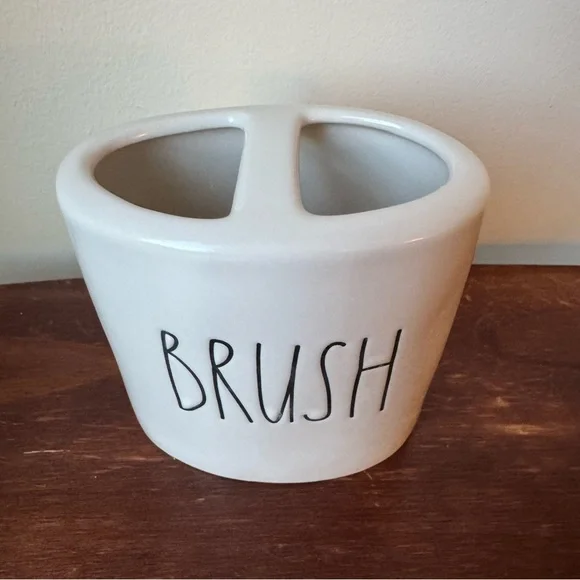 Rae Dunn Ceramic Brush Holder/Organizer Ivory w/ black font. Excellent condition - Picture 2 of 8